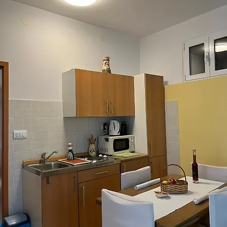 Gita * אומיסאליי