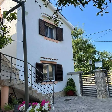 Gita Apartament Omišalj