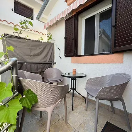 Gita Апартаменты Омишаль